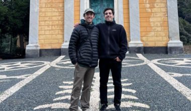 Una formación internacional: La experiencia en Inglaterra e Italia de los hermanos Busto Armstrong